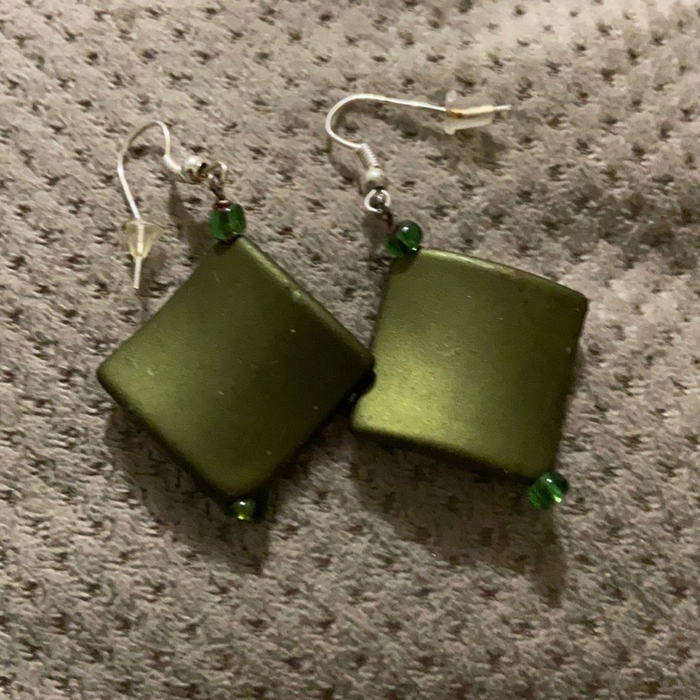 They are plastic and glass of earrings